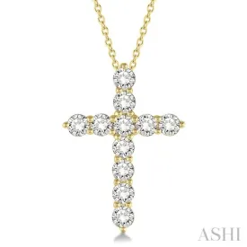 1 1/2 Ctw Round Cut Diamond Cross Pendant in 14K Yellow Gold with Chain