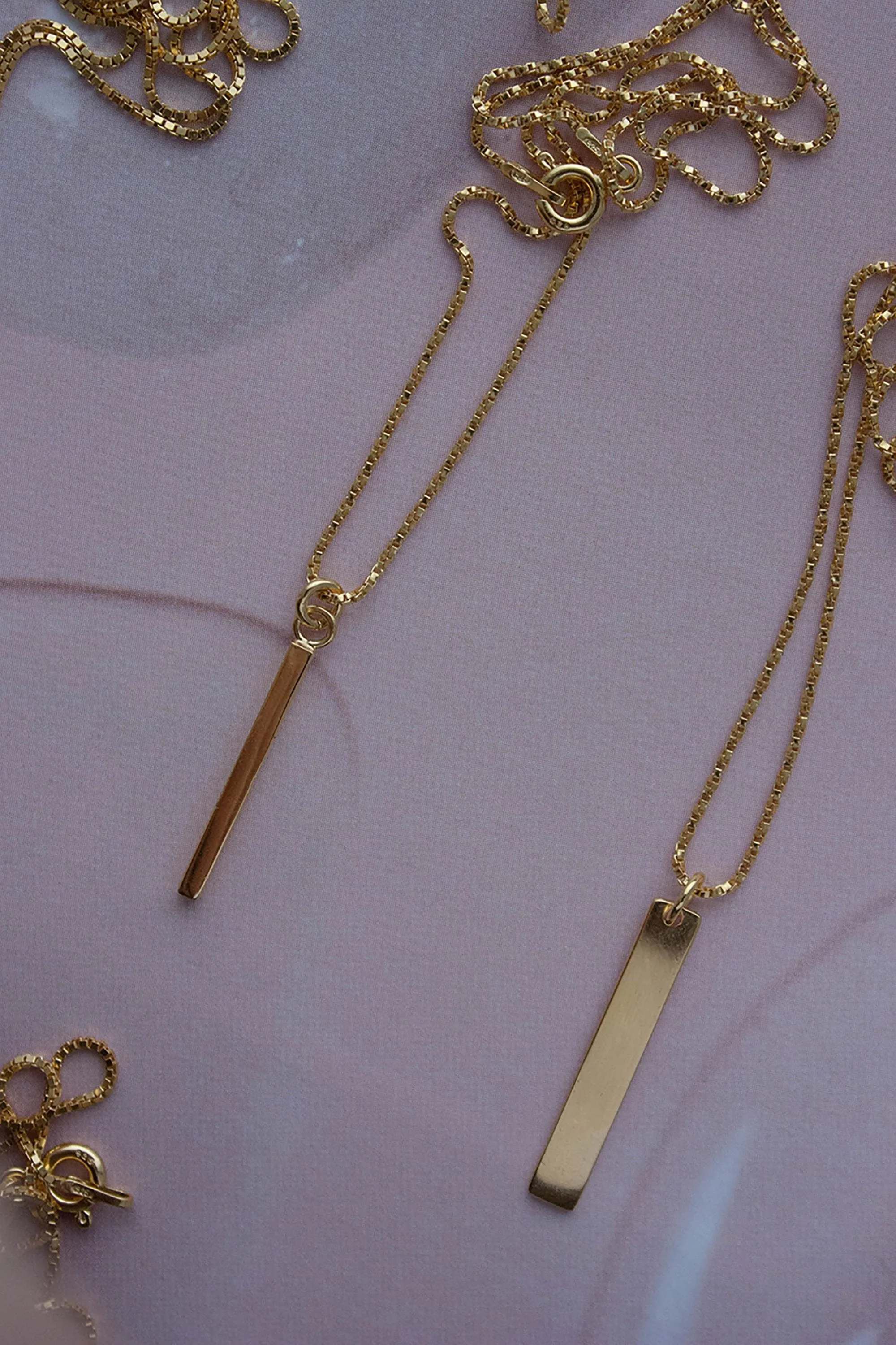 balance necklace gold <br> by Neinties