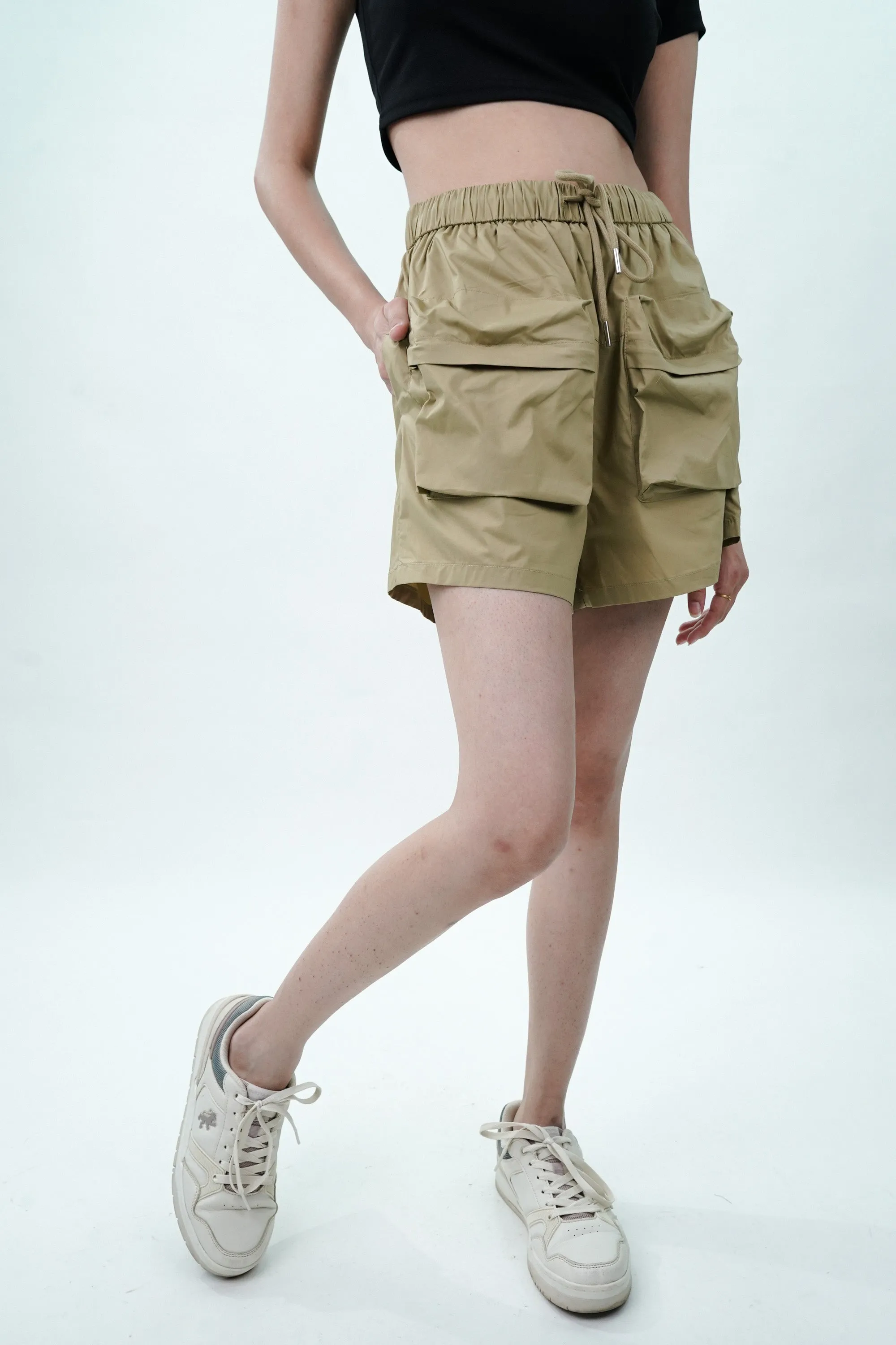 Beige Shorts With Patch Pockets