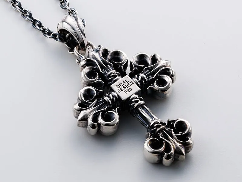 Discovery Cross L Pendant