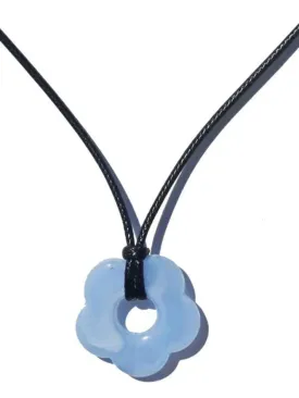 Hollow Out Flower Pendant Rope Necklace