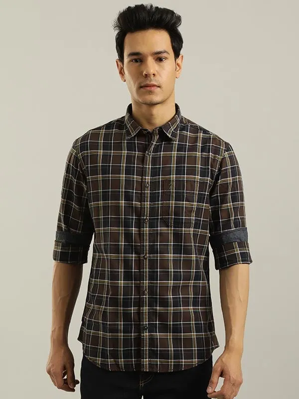 Men Checked Full Sleeve Cotton Blend Shirt