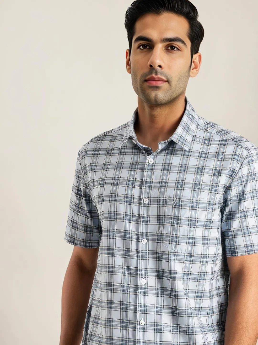 Men Checked Half Sleeve Cotton Shirt