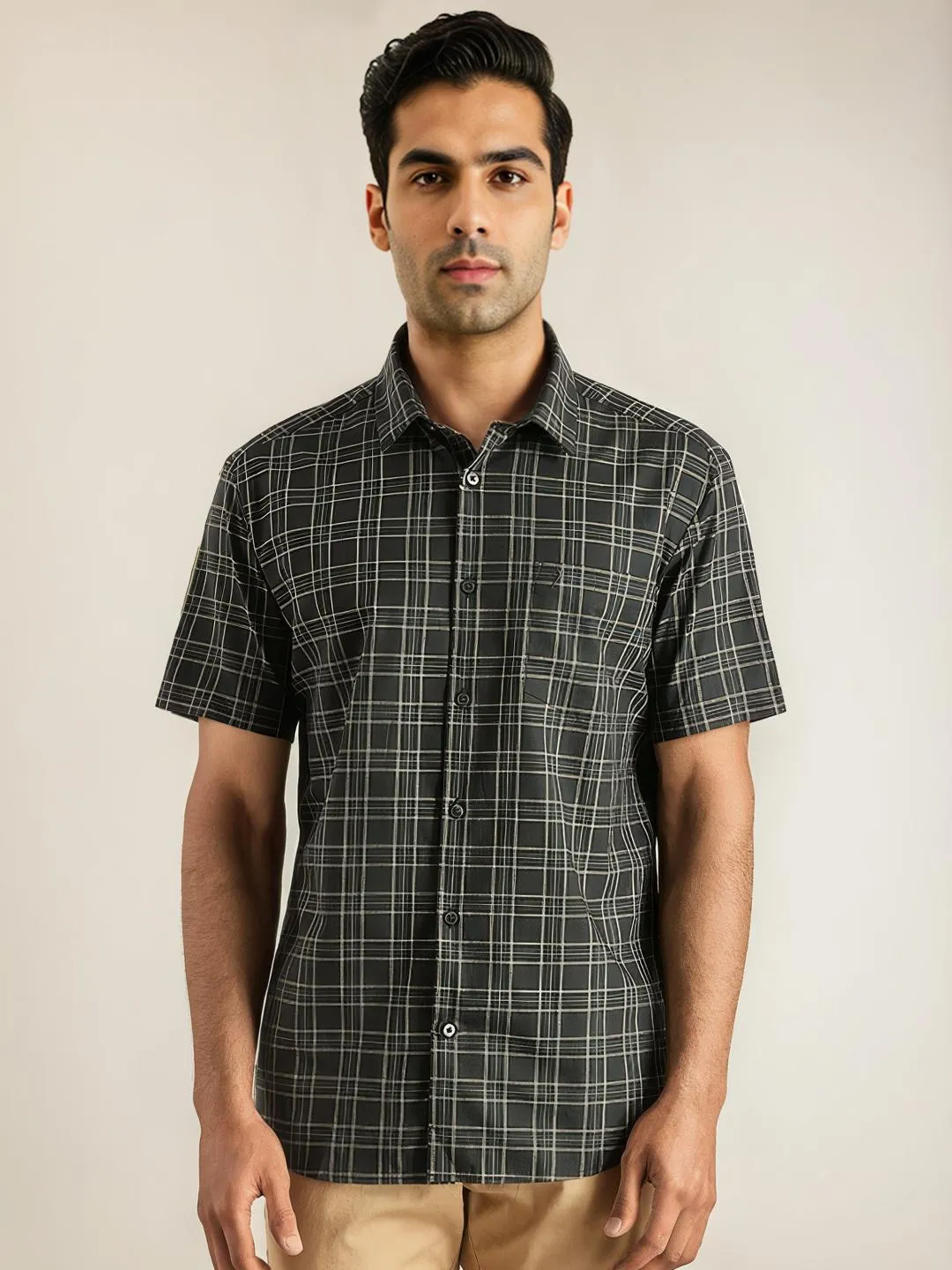 Men Checked Half Sleeve Cotton Shirt