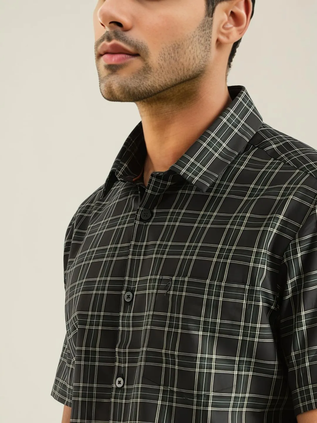 Men Checked Half Sleeve Cotton Shirt