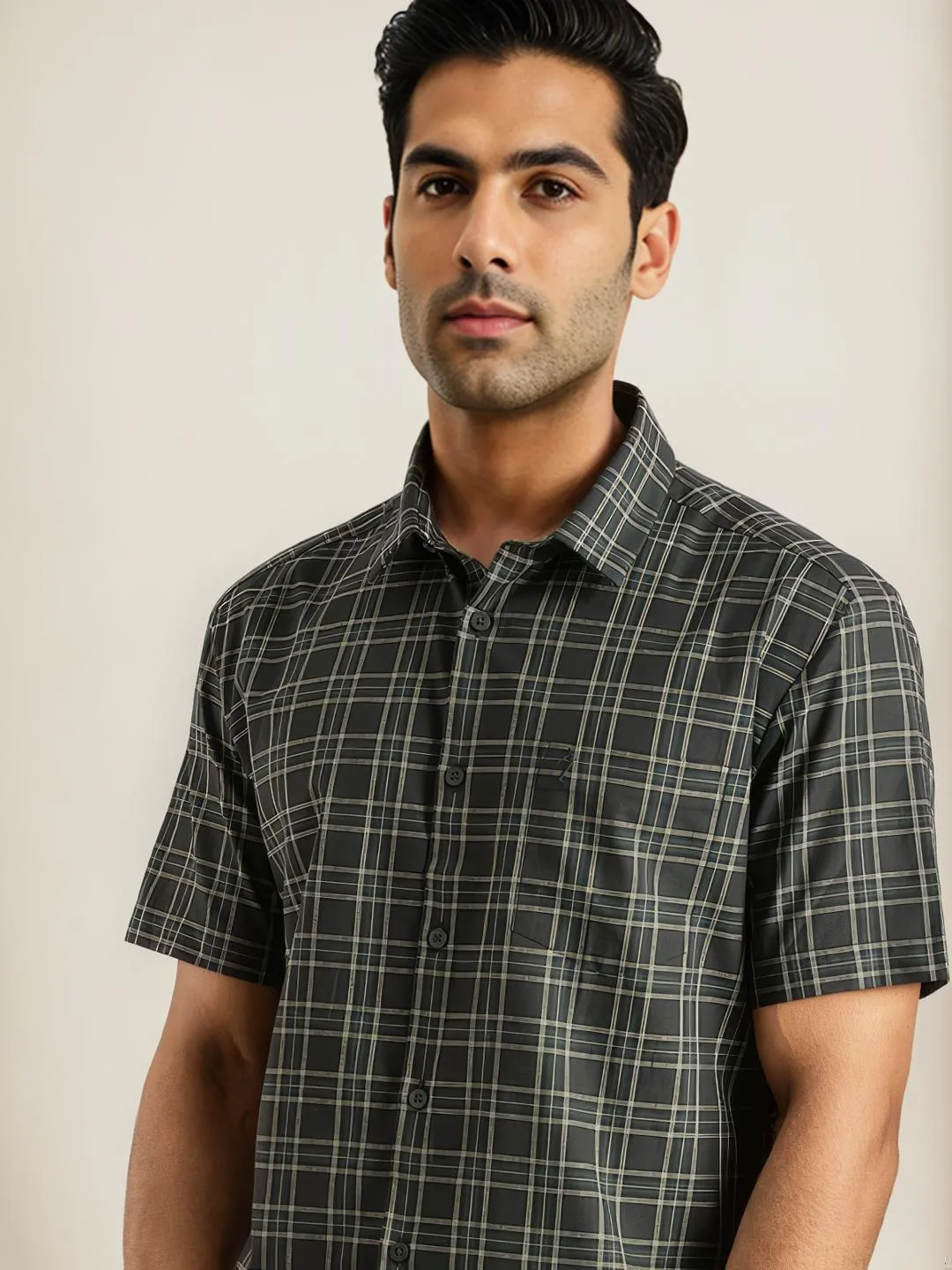 Men Checked Half Sleeve Cotton Shirt