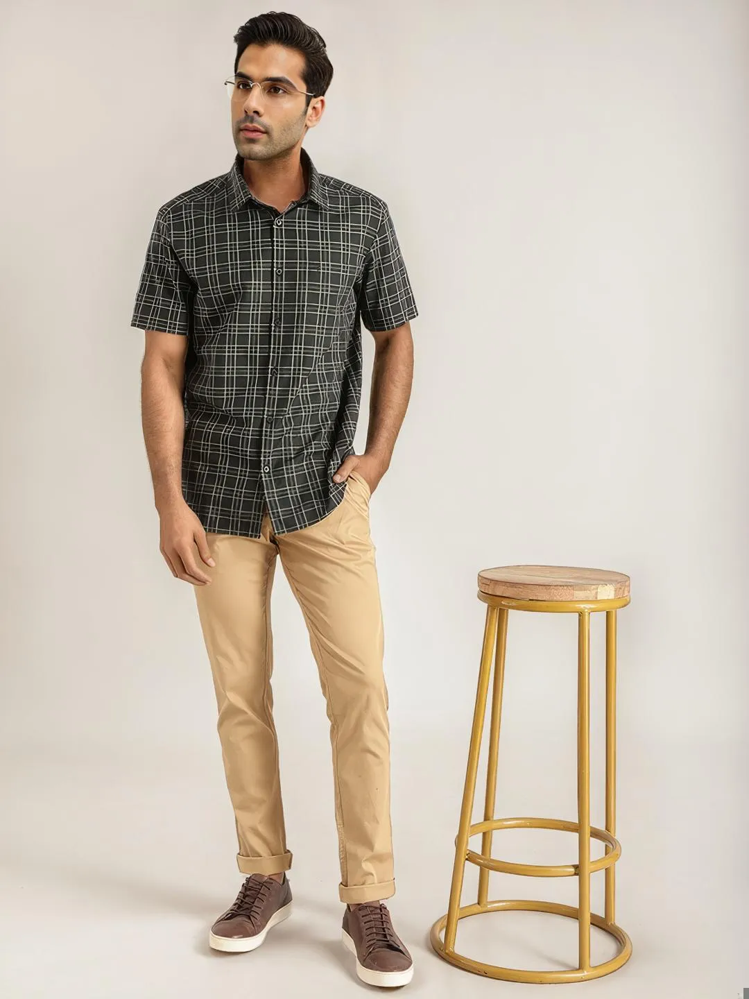 Men Checked Half Sleeve Cotton Shirt