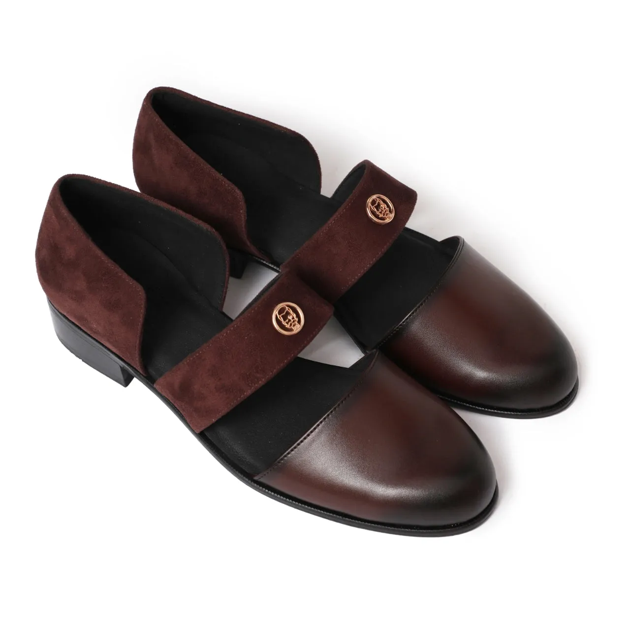 MOKASA - TAN SIGNATURE SANDAL SHOE